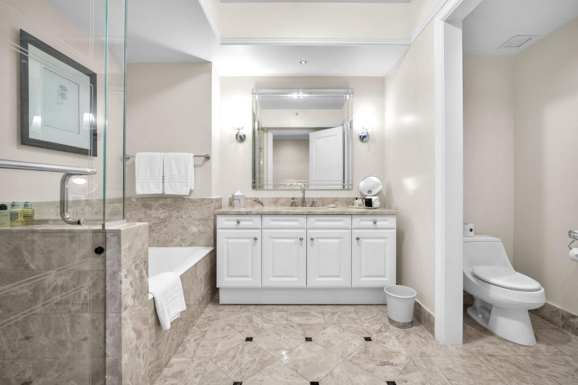 2 Bedroom Or King Studio Suites Four Seasons Hotel Miami Free Wi-Fi & Free Parking Exterior photo