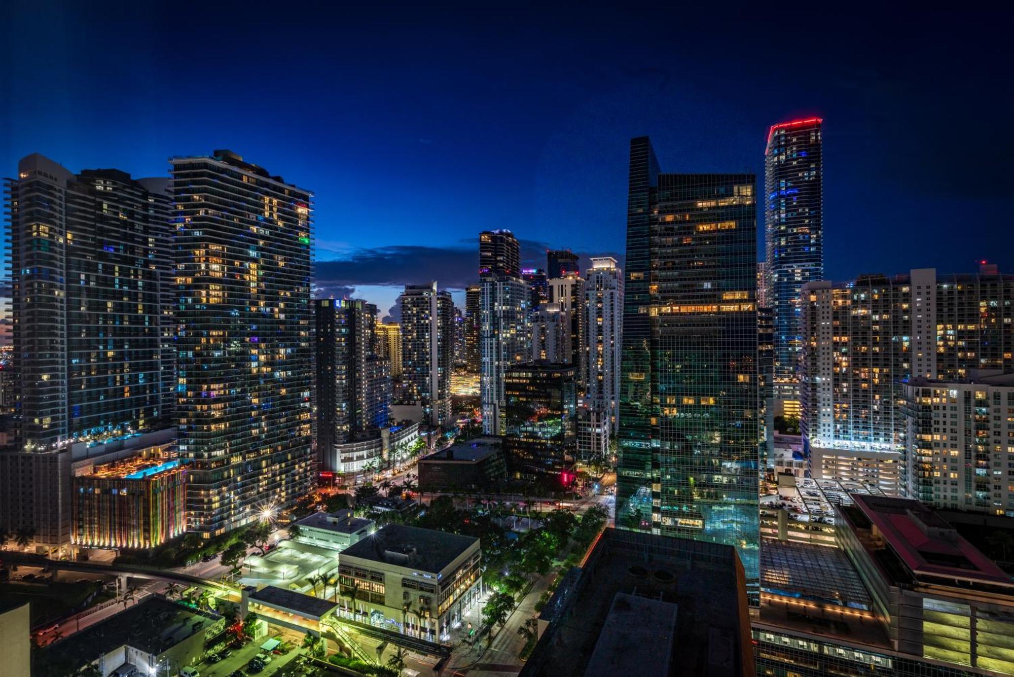 2 Bedroom Or King Studio Suites Four Seasons Hotel Miami Free Wi-Fi & Free Parking Exterior photo