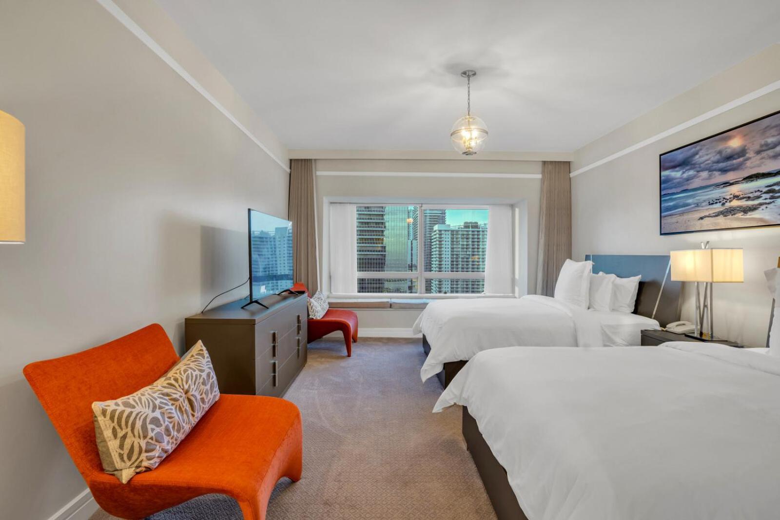 2 Bedroom Or King Studio Suites Four Seasons Hotel Miami Free Wi-Fi & Free Parking Room photo